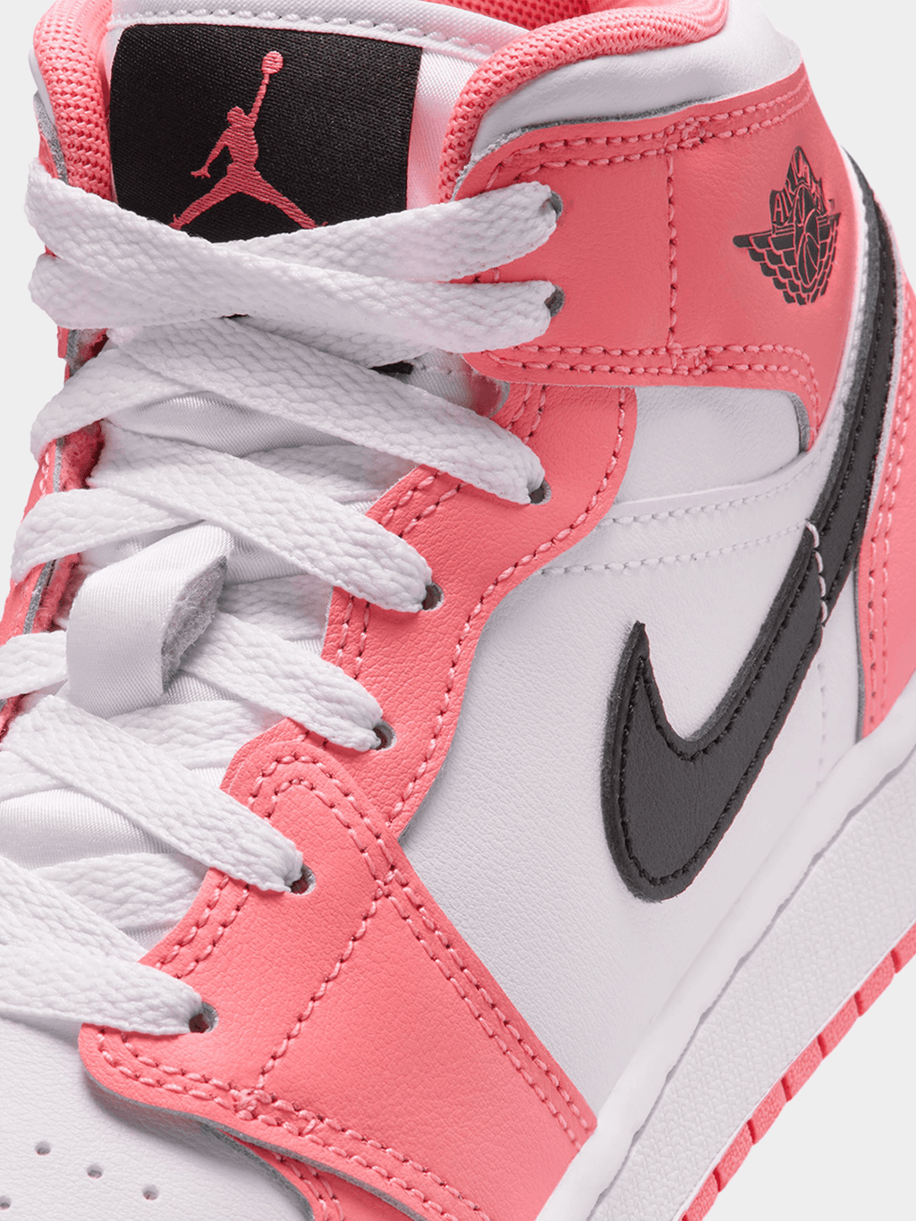 Jordan Junior 1 Mid Pink Gaze/Black Sneaker