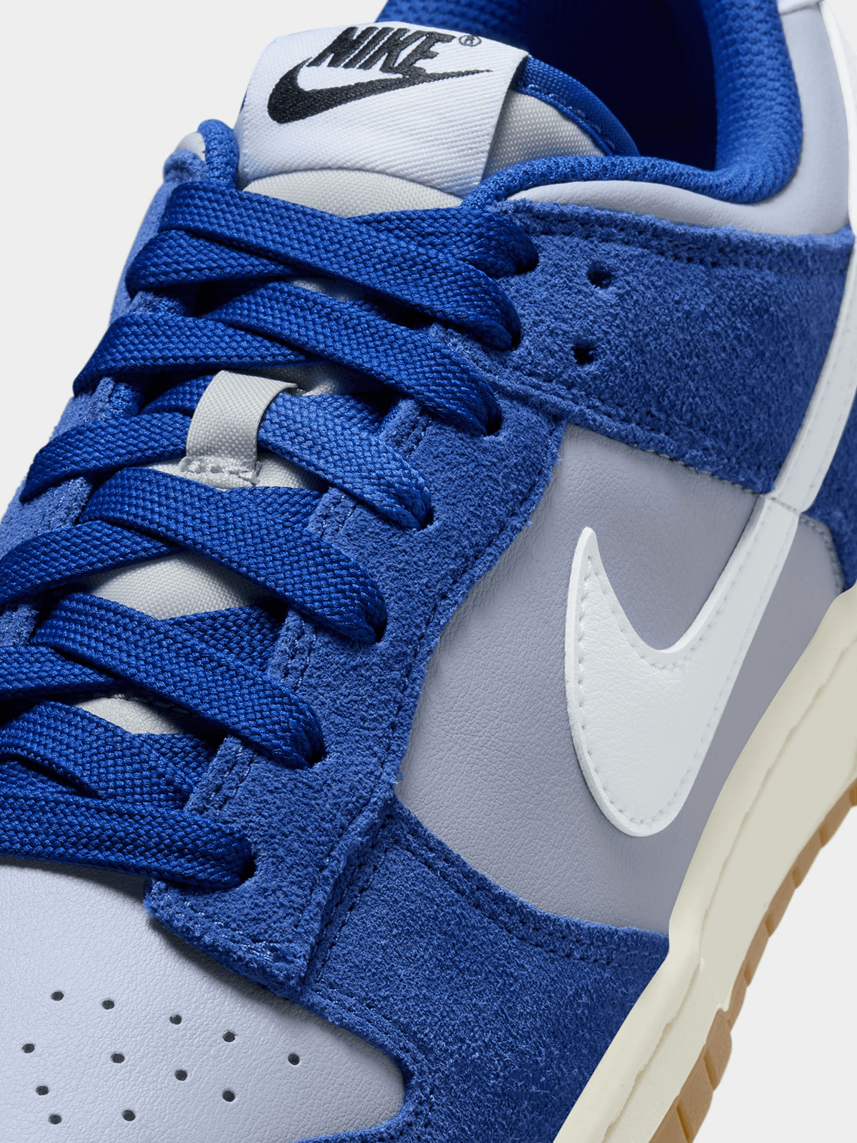 Nike Dunk Low Retro SE Grey/Blue Sneaker